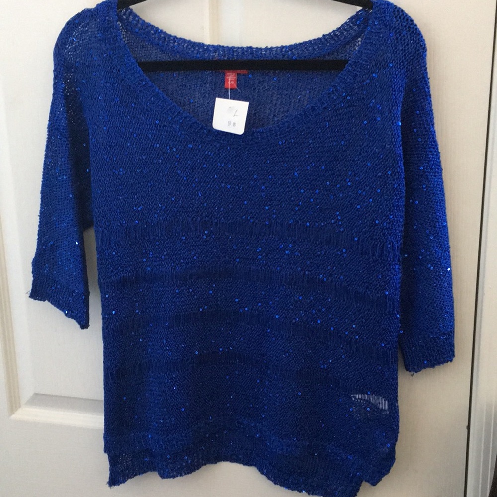 FINAL MARKDOWN Ladies shimmery bongo top large